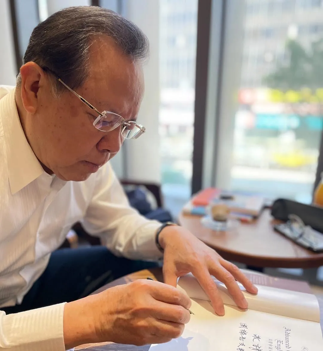 含淚看監察院彈劾案文…顏慶章不忍發聲明重批楊珍妮8個字