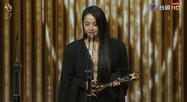 金曲37/打敗彭佳慧！蔡依林奪華語歌后