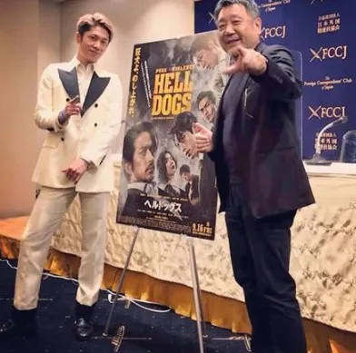 原田真人（右）與多部國際知名影視作品演出。（圖／翻攝自IG）