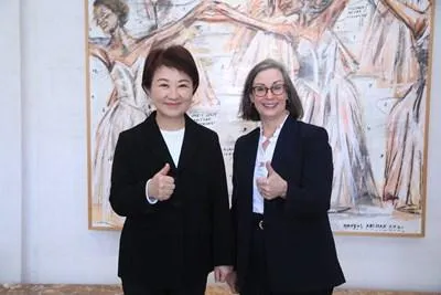 AIT華盛頓總會執行理事藍鶯訪問台中。（圖／翻攝台中市府官網）