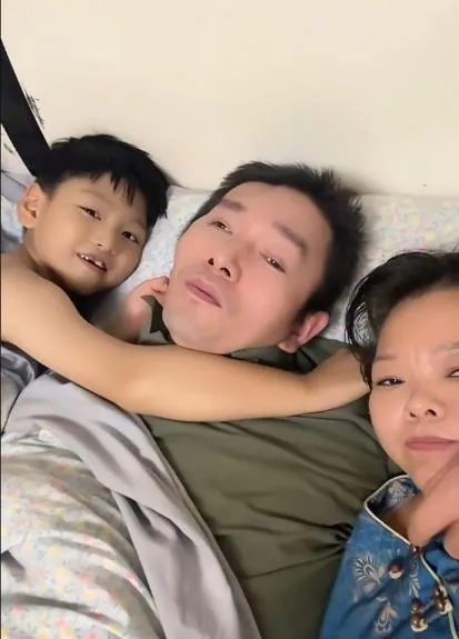 趙進前為救3歲童致6米高墜下,受傷成為植物人。(圖/翻攝大河報)