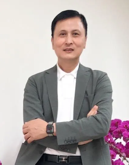 高雄市長陳其邁任內海洋局長張漢雄。（圖／翻攝高雄市海洋局官網）