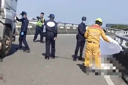 雙胞胎哥哥當場死亡。（圖／中天新聞）