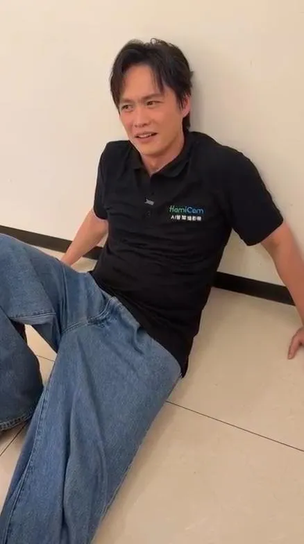 黃鐙輝得知將角逐男配角獎,激動不敢置信。(圖/我在娛樂 提供)