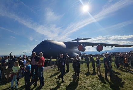 圍觀「胖妞」!陸解放軍運-20首赴歐參加國際航展 驚艷奧地利"空中力量-2022"