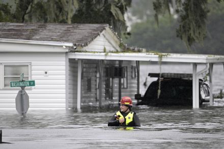 電視台淹水停播！「巨獸級颶風」伊恩襲佛州「毀滅性暴潮」釀9死、百萬戶停電
