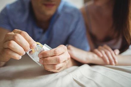 快筆記！射精前戴套不會懷孕？ 網友公開5大安全避孕法