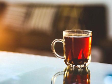 你適合「紅茶or綠茶」？醫授1招「喝對茶」改善健康　減肥喝這款最有效
