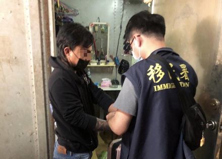 移民署突擊豆腐工廠　查獲2印尼籍失聯移工