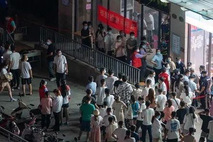 河南鄭州進入臨時封控狀態　當地居民1日2檢「非必要不外出」