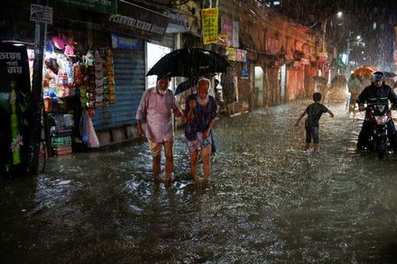 怪獸氣旋「西塘」毀孟加拉！16人死亡…當局疏散上百萬人