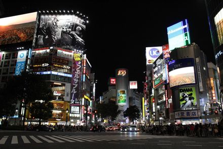 影/睽違3年日本澀谷萬聖夜料迎大量人潮　警力大規模戒備