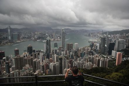 香港GDP年跌幅達4.5%！專家：受全球經濟影響　今年將持續下探