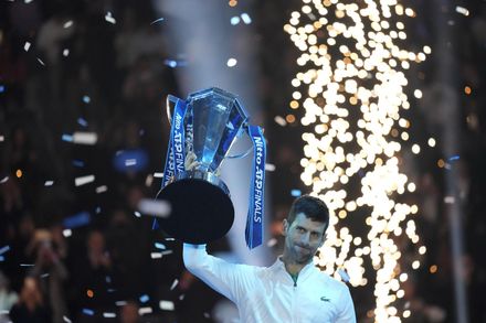 喬神就是神！ATP年終賽決賽  喬科維奇6度封王追平瑞士天王紀錄