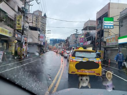 蔡英文晚上站台鄭運鵬竟「白天封路」　上班族塞爆怒嗆：用選票下架擾民