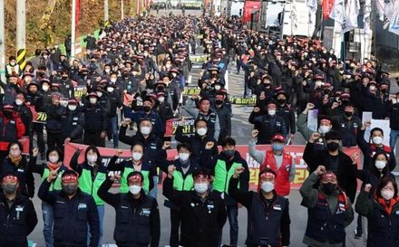 南韓卡車司機罷工求保障工資！尹錫悅：已嚴重影響產業　政府不會讓步