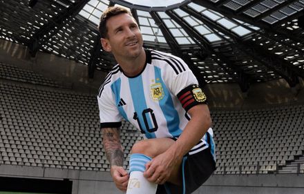 利多！FIFA不罰阿根廷「全員可上場」　梅西刮鬍子賣萌拚4強