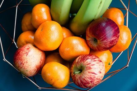 驚！水果不削皮吃「恐烙屎」！營養師揭3種可不削皮吃　還可降低膽固醇