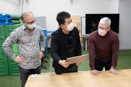 庫克親訪熊本縣參觀半導體廠　蘋果稱在日本投資逾千億美元