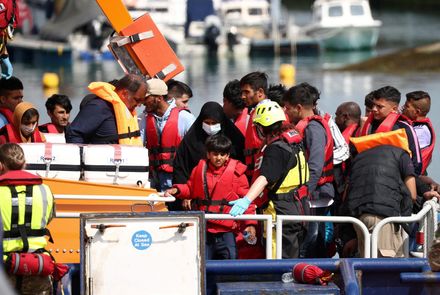 4死！英吉利海峽非法移民小船沉沒　目擊者：現場宛如二戰悲慘場景