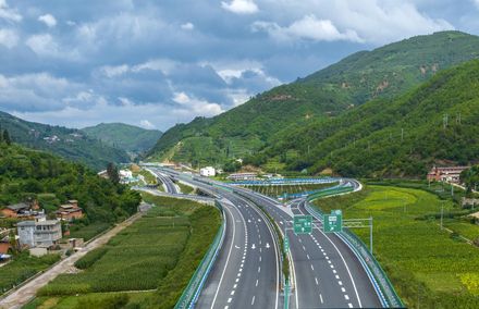 中緬邊境最大貿易量口岸防疫鬆綁　取消跨境車輛代駕運輸