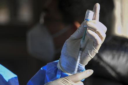 西方疫苗比較好？陸民眾搶赴澳門行「疫苗旅」　醫院接種名額釋出遭搶光