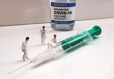 十大疫苗新聞出爐！醫呼籲新冠疫苗基本要「打滿三劑」