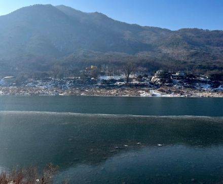 【影】強烈寒流冰封南韓！首爾漢江提早半個月「封凍」