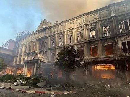 柬埔寨賭場酒店突冒大火　深夜燒到天亮...至少10人喪生數十人輕重傷