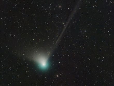 5萬年一遇彗星將飛掠地球　有機會肉眼就能看見