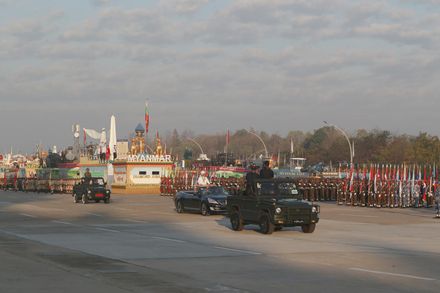 外媒爆國際軍援緬甸攻打羅興亞人　軍火商將生產器械送台灣維修