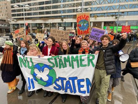 瑞典環保少女聲援反德煤礦擴建抗議　遭警方短暫拘留