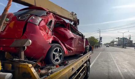 快訊/毒駕撞死彰化警！肇事車輛翻覆全毀側門凹　毒蟲噴飛車外重傷送醫