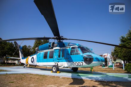 影/921地震、莫拉克風災救援！S-70C直升機陳列彰化　海鷗精神留傳