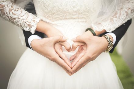 大陸多省公布2022結婚登記數據！晚婚情況加劇　「姊弟戀」比例逐年增加