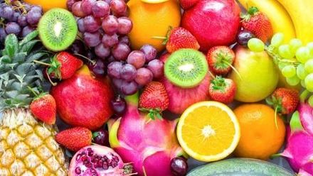 吃完大餐身材腫一圈怎麼辦？營養師揭「20種高鉀水果」是消水腫神物！
