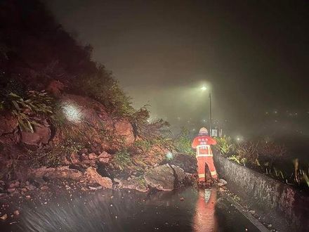 快訊/金瓜石北34線道大土石崩坍　預估下午搶修通車