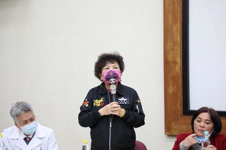 黃德清爆婚外情請辭獲准！她惋惜：反觀「綠營高官」翹班看小三遛小孩受到拔擢