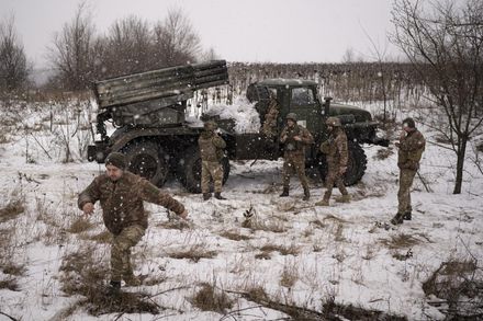 俄烏戰火持續延燒　澤倫斯基：頓巴斯深陷苦戰