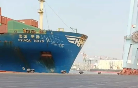 航海群組熱議！7萬噸貨櫃輪直駛撞擊高雄港　交通部航港局證實了