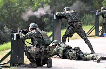 驚傳黑幫分子持有國軍武器　連65K2步槍也有？軍方震驚徹查…準備「掉腦袋」？