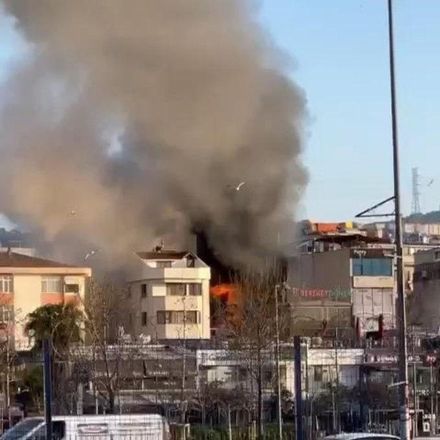 影/土耳其伊斯坦堡飯店大火　烈焰吞沒建築物釀2死2傷