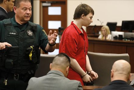 惡行重大！美16歲少年「只為體驗殺人」狂刺同學114刀　法官重判最高刑期40年