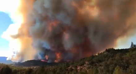 影/西班牙爆發今年首場森林大火　延燒面積超過4千公頃、1500人緊急撒離
