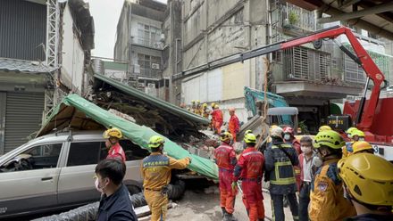 快訊/台中市建物倒塌2人受困1人送醫不治！副市長王育敏抵現場