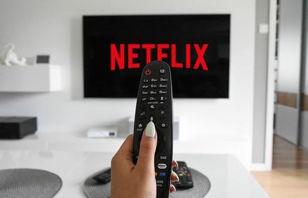 連假必看劇追好追滿！Netflix曬「4月片單」　《寶可夢》這時間下架