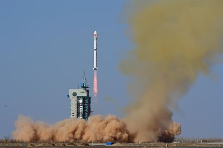 大陸16日上午發射氣象衛星　台灣北方航路33班機受影響「多飛5至10分」