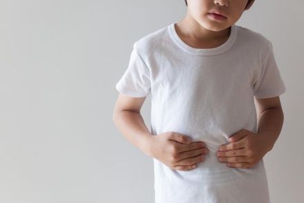 家長注意！男童長期便秘竟是「腸漏症」因過敏原增多影響胃黏膜