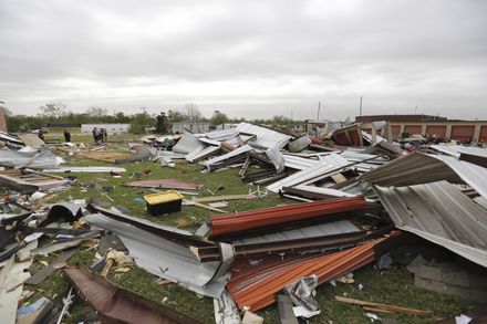 影/美奧克拉荷馬州龍捲風肆虐　多間房屋夷為平地、3人喪生