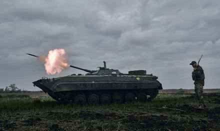 烏克蘭反擊攻勢起！炸掉克里米亞油庫後　再猛攻南部俄占區